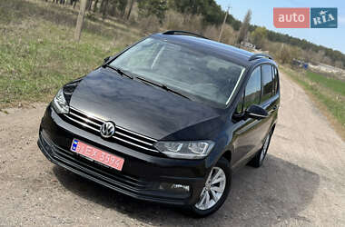Микровэн Volkswagen Touran 2020 в 