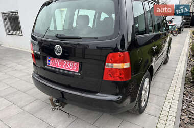 Минивэн Volkswagen Touran 2006 в 