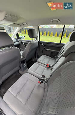 Минивэн Volkswagen Touran 2006 в 