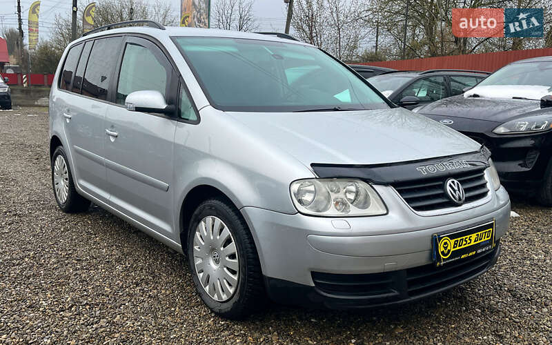Минивэн Volkswagen Touran 2005 в 