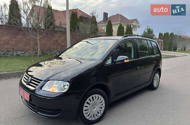 Мінівен Volkswagen Touran 2005 в 