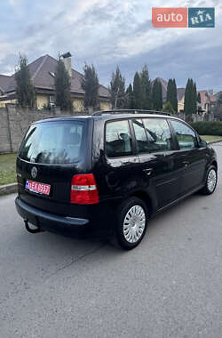 Мінівен Volkswagen Touran 2005 в 