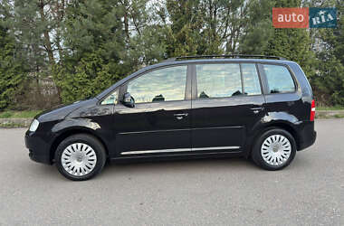 Мінівен Volkswagen Touran 2005 в 
