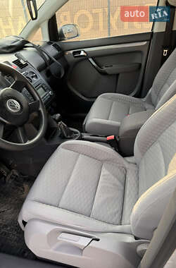 Минивэн Volkswagen Touran 2005 в 