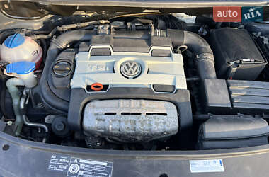 Мінівен Volkswagen Touran 2008 в 