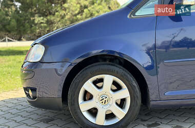 Минивэн Volkswagen Touran 2003 в 