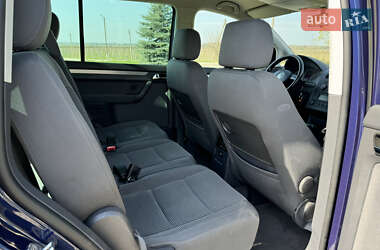 Минивэн Volkswagen Touran 2003 в 