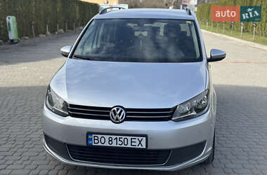 Мінівен Volkswagen Touran 2012 в 