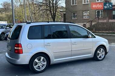 Минивэн Volkswagen Touran 2006 в 