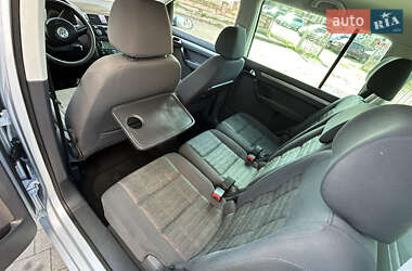 Минивэн Volkswagen Touran 2006 в 