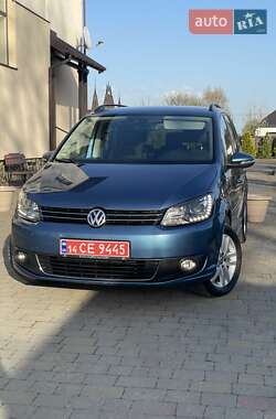 Мінівен Volkswagen Touran 2015 в 