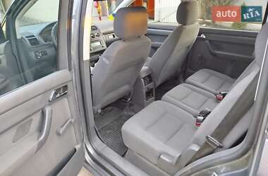 Минивэн Volkswagen Touran 2004 в 