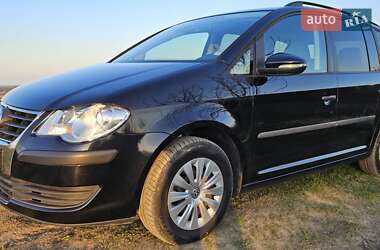 Минивэн Volkswagen Touran 2010 в 