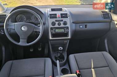 Минивэн Volkswagen Touran 2010 в 