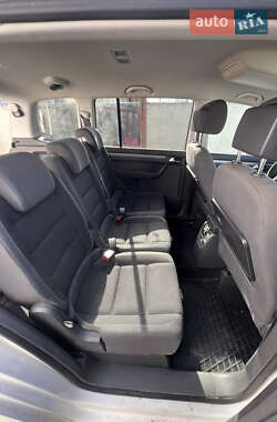 Минивэн Volkswagen Touran 2013 в 