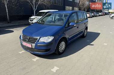 Минивэн Volkswagen Touran 2009 в 