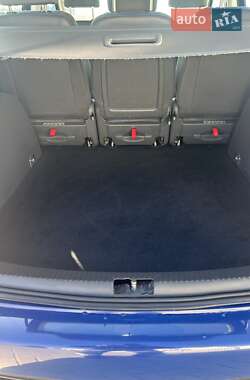 Минивэн Volkswagen Touran 2009 в 