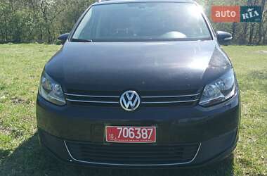Минивэн Volkswagen Touran 2012 в 