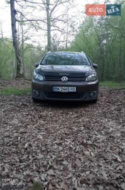 Минивэн Volkswagen Touran 2010 в 