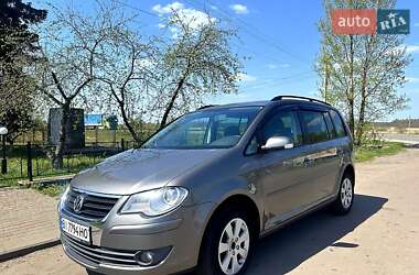 Минивэн Volkswagen Touran 2007 в 