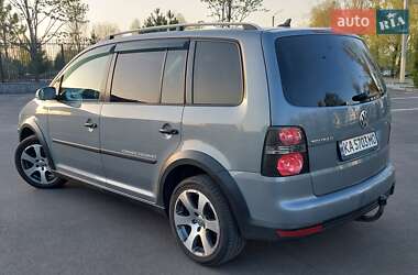 Мінівен Volkswagen Touran 2007 в 
