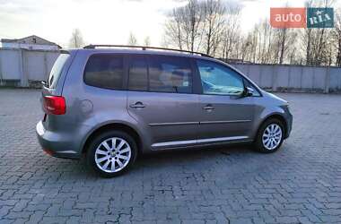 Мінівен Volkswagen Touran 2010 в 