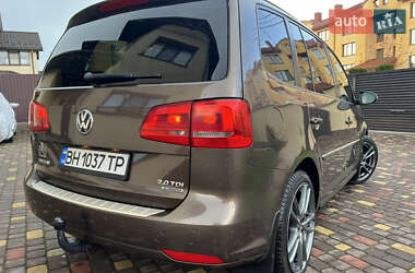 Мінівен Volkswagen Touran 2011 в 