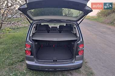 Мінівен Volkswagen Touran 2004 в 