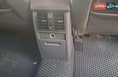 Мінівен Volkswagen Touran 2004 в 