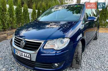 Минивэн Volkswagen Touran 2007 в 
