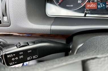 Минивэн Volkswagen Touran 2007 в 