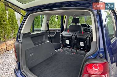 Минивэн Volkswagen Touran 2007 в 