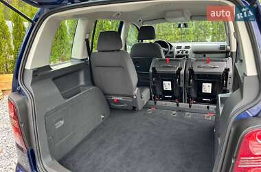 Минивэн Volkswagen Touran 2007 в 