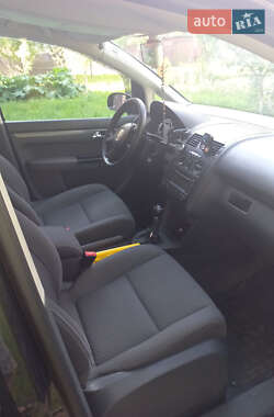 Мінівен Volkswagen Touran 2004 в 