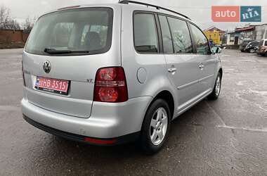Мінівен Volkswagen Touran 2008 в 