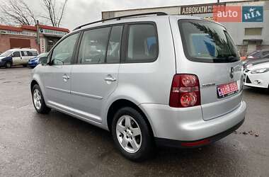 Мінівен Volkswagen Touran 2008 в 