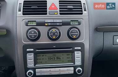 Мінівен Volkswagen Touran 2008 в 