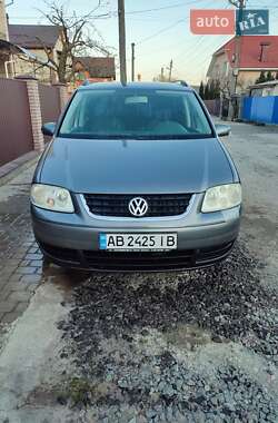 Мінівен Volkswagen Touran 2006 в 