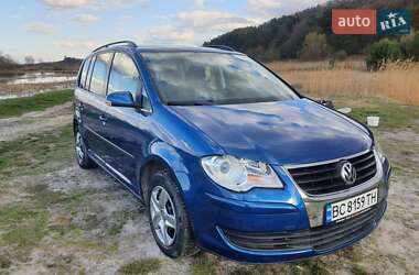 Минивэн Volkswagen Touran 2008 в 