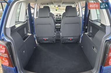 Минивэн Volkswagen Touran 2008 в 