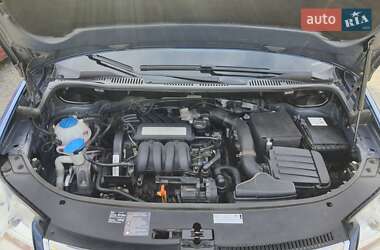 Минивэн Volkswagen Touran 2008 в 
