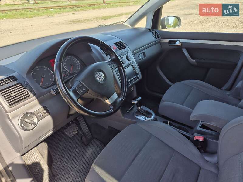 Мінівен Volkswagen Touran 2007 в Бердичеві