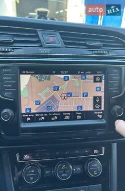 Мікровен Volkswagen Touran 2017 в 