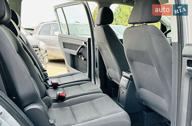 Мінівен Volkswagen Touran 2007 в 