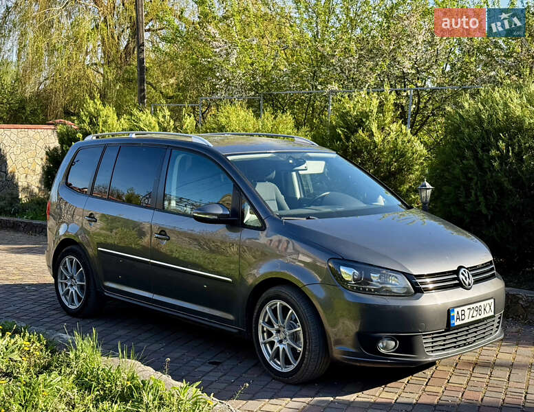 Volkswagen Touran 2011