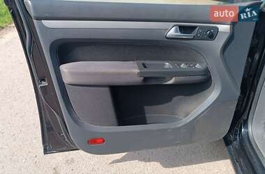 Минивэн Volkswagen Touran 2009 в 