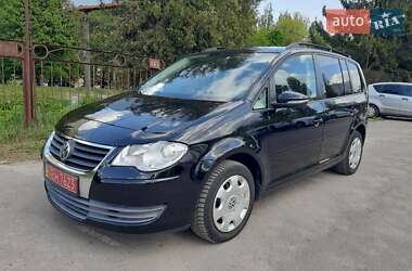 Минивэн Volkswagen Touran 2009 в Хмельницком