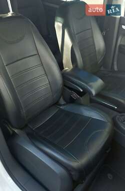 Минивэн Volkswagen Touran 2014 в 