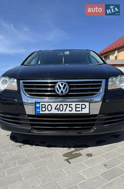 Минивэн Volkswagen Touran 2010 в 
