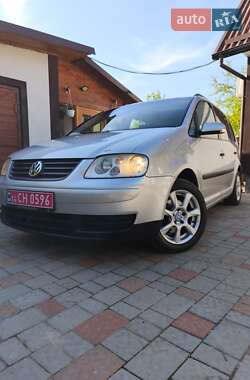 Мінівен Volkswagen Touran 2004 в Дрогобичі